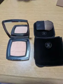 CHANEL POUDRE CAMBON フェイスパウダーのサムネイル
