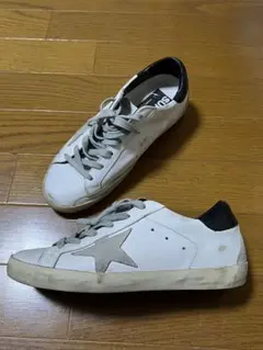 美品 GOLDEN GOOSE SUPERSTAR レディース ヴィンテージ加工のサムネイル