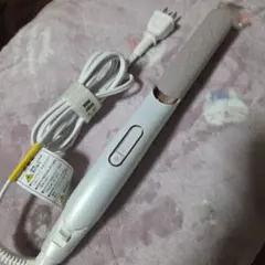 コイズミ マイナスイオンストレートアイロン サロンセンス アイボリー