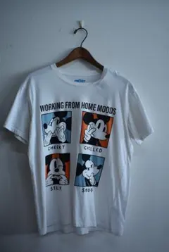 B04048 ミッキーマウス　Tシャツ