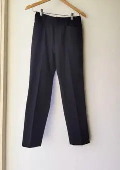 キレイめカジュアル 黒パンツ