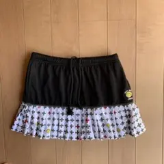 LIJA イエロー フリル付きテニススカート LIJA イエロー フリル付きテニススカート インナースパッツ付