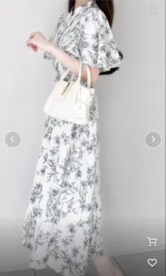 mily bilet 花柄フレア袖ワンピース オフホワイトL