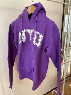 USA製 リバースウィーブ チャンピオン　NYU スウェットパーカー　L　紫