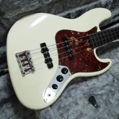 フレットレス　Fender USA Jazz Bassのサムネイル