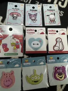 ディズニー　サンリオ　ワッペンセット　チャームおまけつき