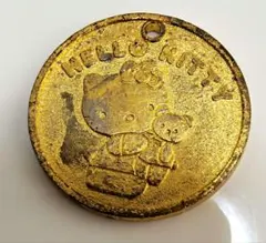 HELLO KITTY サンリオ レトロ メダル チャームのサムネイル