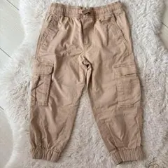 H&M 男の子 カーゴパンツ 長ズボン　パンツ　ベージュ