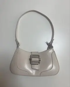アイボリー バケット型 ショルダーバッグ