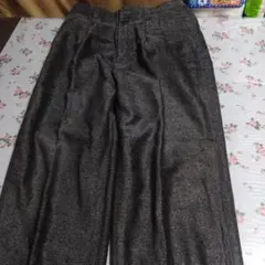 ストレートスラックス