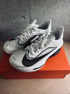 NIKE ZOOM FLY 6