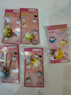 ハローキティ 子鬼開運マスコット キーホルダ　まとめ売りのサムネイル
