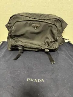 あんしん鑑定済】ショルダー新品交換済み PRADA V136 バックパック