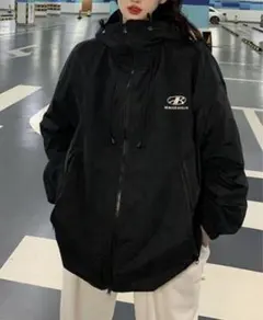 フード付きナイロンジャケット