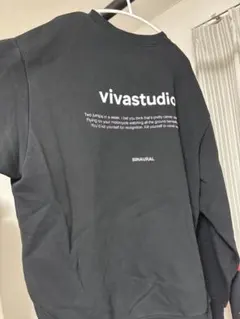 vivastudio ブラック トレーナー