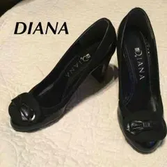 ☆新品！ダイアナ ブラック エナメルパンプス☆