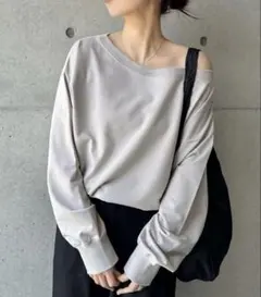and me ボリューム袖オフショルダースウェットトップス