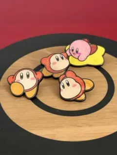KIRBY play with WADDLEDEE！ ラメピンバッジコレクション - メルカリ