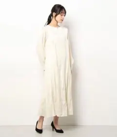 定価17600円 新品タグ付き LILY BROWN 刺繍ロングワンピース