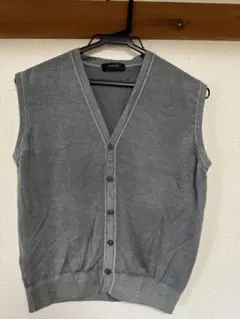 R&B BLUES グレー Vネックニットベスト