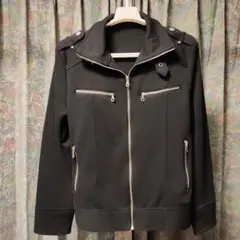 ブラック ジップアップジャケット