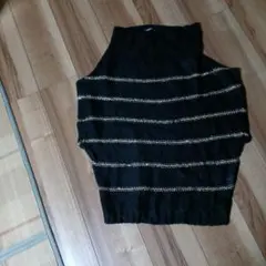 MAYSON GREY ブラック ストライプ ニットベスト