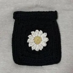 デイジーポーチ ハンドメイド ポーチ かぎ針編み 編み物 化粧ポーチ バネ口