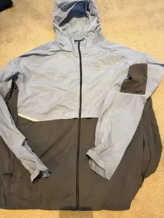 On windbreaker XLのサムネイル