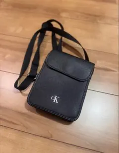 【新品未使用！】Calvin Klein ショルダーバッグ 黒 CK ブラック