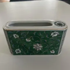 Item thumbnail for item 2fdb657d-ea70-4575-a547-70d1883ea75d