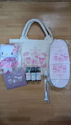 【新品未使用】京王プラザホテル 八王子 ハローキティルームアメニティ6点セット①