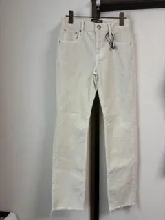 RED CARD アイボリーコーデュロイ　パンツスリムフィット　24inch