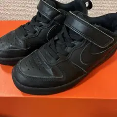 NIKE キッズスニーカー ブラック 17.5cm