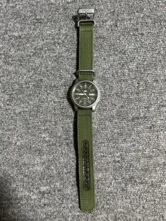 SEIKO5 自動巻き ダイバーズ 腕時計 カーキグリーン