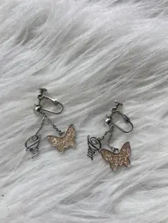 週末セールレア　美品 Dior ヴィンテージ　イヤリング 可愛い 蝶モチーフ