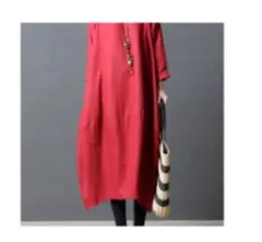 赤のAラインカットソーワンピース