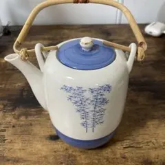 Item thumbnail for item e8082dcc-1a97-4f03-a3d8-4b9ecee1b46a