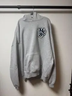 MSB刺繍フード付きグレーパーカー