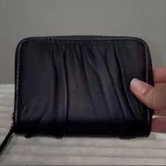 プリーツデザイン ミニ財布 黒 コンパクト 高見えのサムネイル