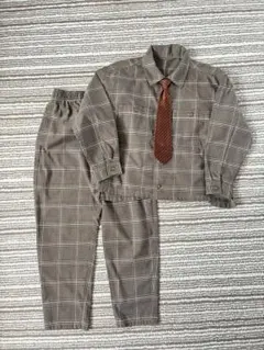 GU チェック柄 ブラウンスーツ ネクタイ付き