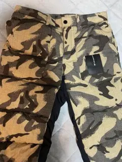 ニューバランス　ゴルフ　ダウンパンツ 迷彩