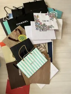 最終値下げ　SHOP袋☆まとめ売り 40枚　ブランド物ありのサムネイル