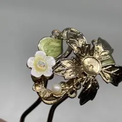 Item thumbnail for item 81471dae-8f76-4baa-a1d4-e7397adecc8e