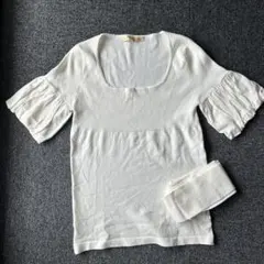 vanilla compassion ホワイト フリル袖 トップス　パフスリーブ