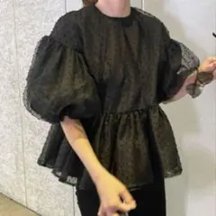 tsuru by mariko oikawaレース素材 ブラック 半袖トップス - メルカリ