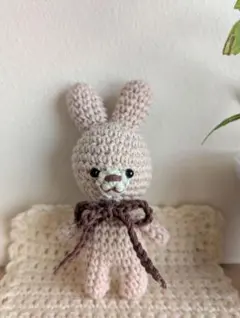 ハンドメイド/あみぐるみ/うさぎ/ピンクベージュ