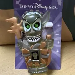 Disney タワーオブテラー シリキ・ウトゥンドゥ ライティングバッジ