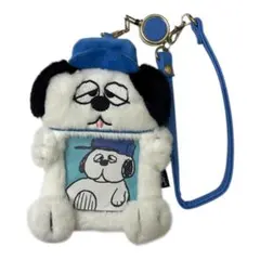 台湾限定　スヌーピー　オラフ　ぬいぐるみ　パスケース　バッグチャーム