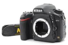 ☆撮影数8600回以下☆NikonD610美品ボディ充電器セット　FXフルサイズ ☆撮影数8600回以下☆NikonD610美品ボディ充電器セット フルサイズFX