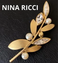 NINA RICCI ニナリッチ　リーフモチーフ　ブローチ　入学式　卒業式